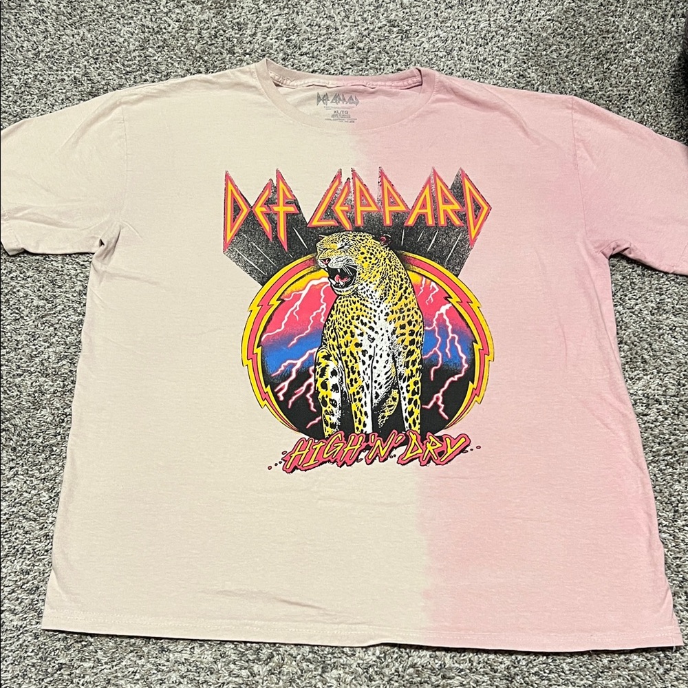 Def Leppard short sleeve Tshirt